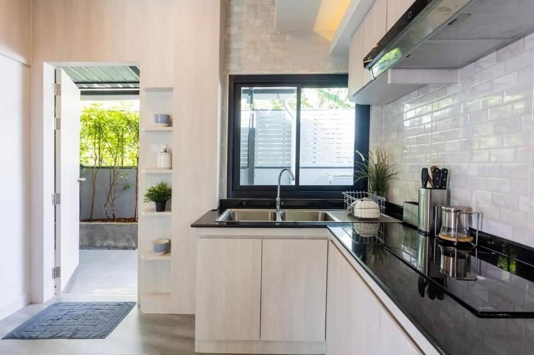 Nut & Non Pool Villa By Duangtham Ban Khlong Haeng エクステリア 写真